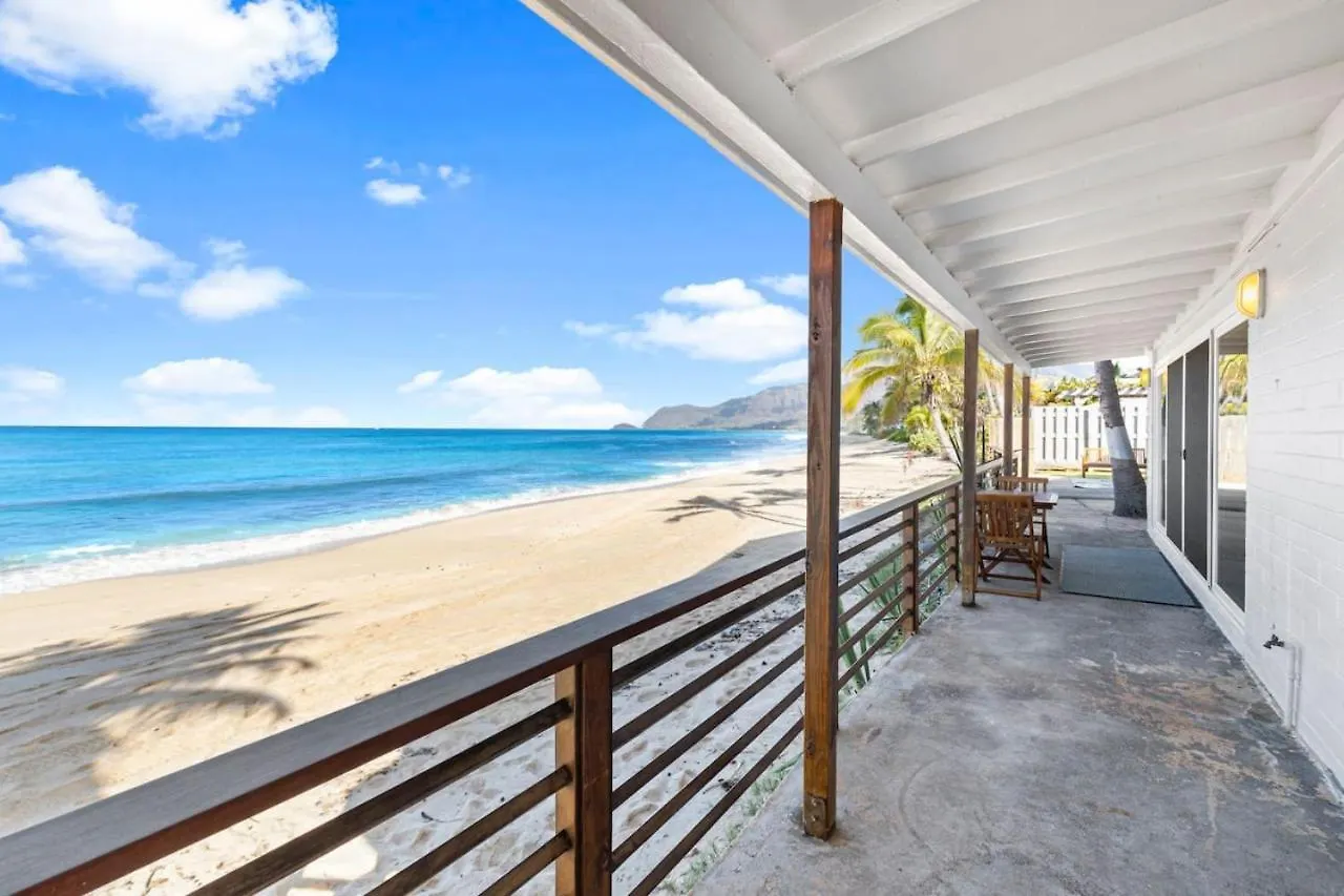 Hébergement de vacances Spacious Beachfront In Oahu Waianae